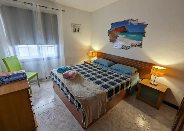 La Casa Del Sol, Abades